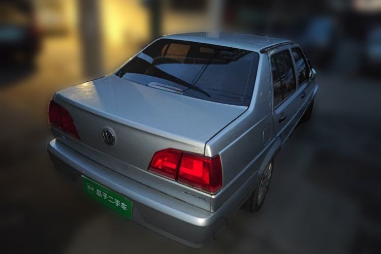 Used Volkswagen Jetta 2010 1.6L Partner Rear Right 45 Deg