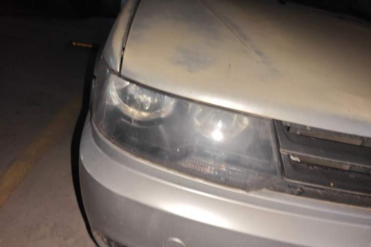 Used Volkswagen Jetta 2010 1.6L Partner Right Front Headlight