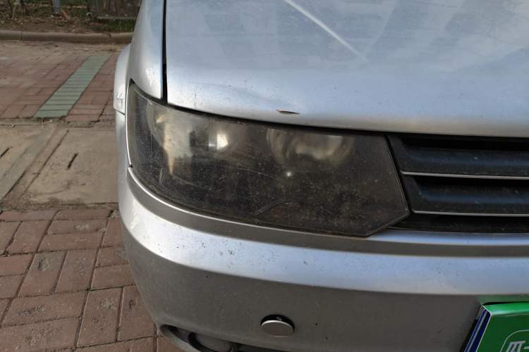 Used Volkswagen Jetta 2010 1.6L Vanguard Right Front Headlight