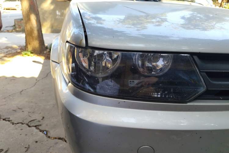 Used Volkswagen Jetta 2010 1.6L Partner Right Front Headlight