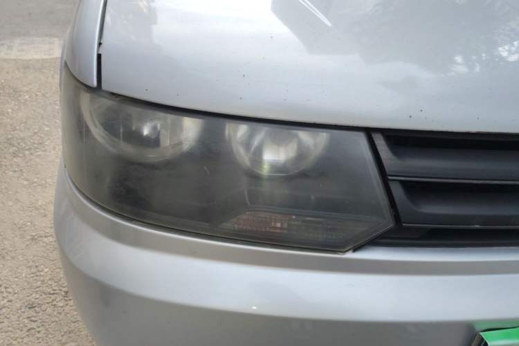 Used Volkswagen Jetta 2010 1.6L Partner Right Front Headlight