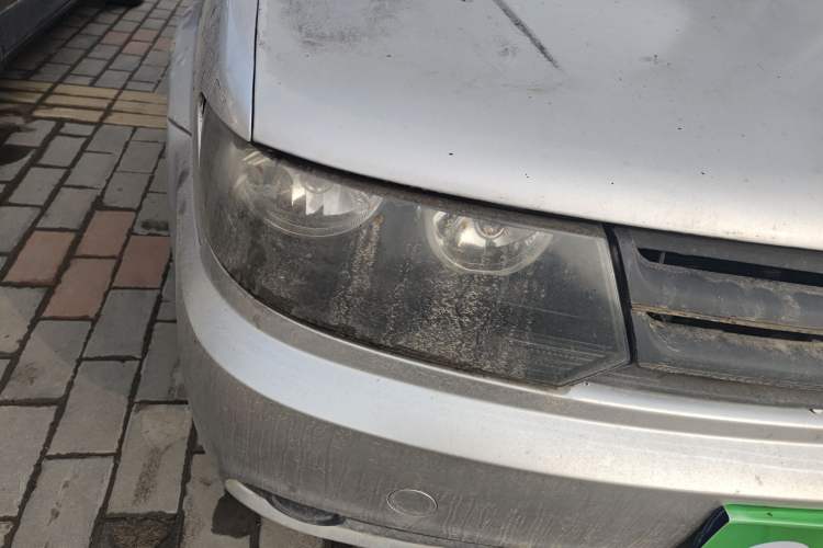 Used Volkswagen Jetta 2010 1.6L Partner Right Front Headlight