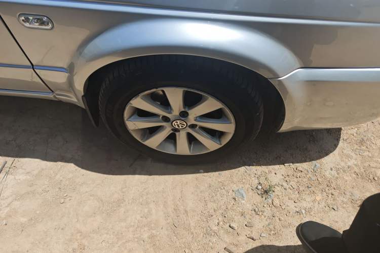 Used Volkswagen Jetta 2010 1.6L Partner Right Front Wheel Hub