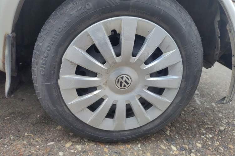 Used Volkswagen Jetta 2010 1.6L Partner Right Front Wheel Hub