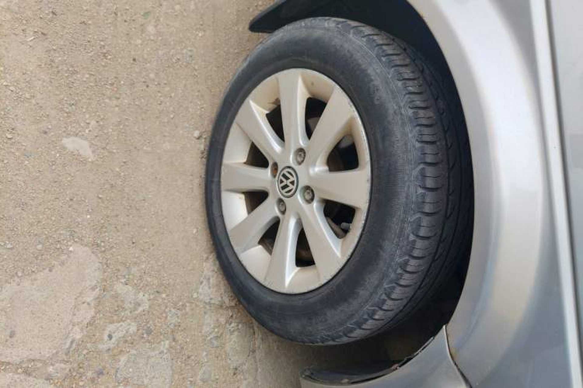 Used Volkswagen Jetta 2010 1.6L Vanguard Right Front Wheel Hub