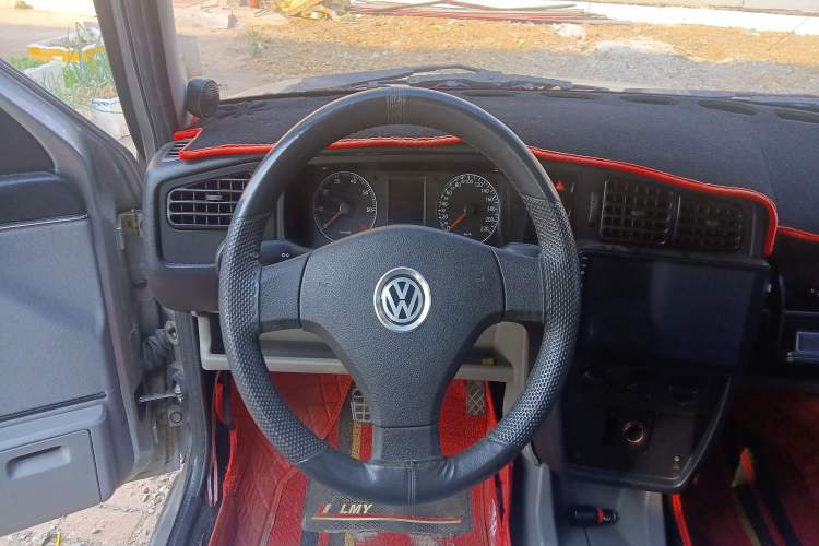 Used Volkswagen Jetta 2010 1.6L Partner Steering Wheel