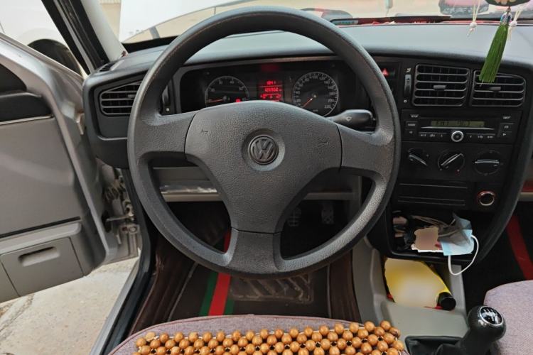 Used Volkswagen Jetta 2010 1.6L Partner Steering Wheel