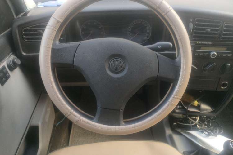 Used Volkswagen Jetta 2010 1.6L Partner Steering Wheel