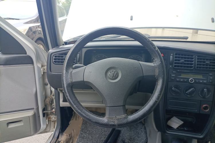 Used Volkswagen Jetta 2010 1.6L Partner Steering Wheel
