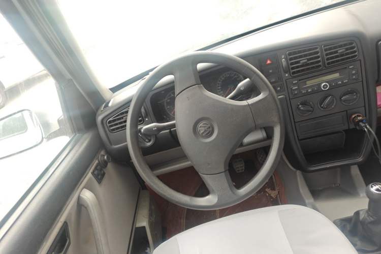 Used Volkswagen Jetta 2010 1.6L Partner Steering Wheel