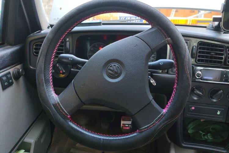 Used Volkswagen Jetta 2010 1.6L Partner Steering Wheel