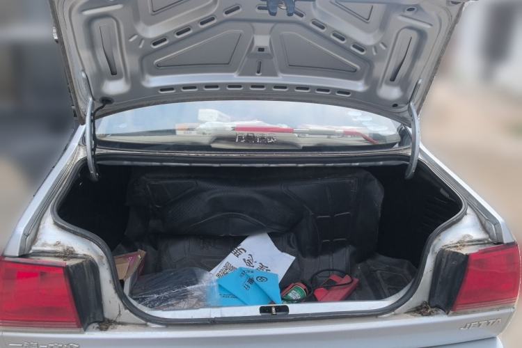 Used Volkswagen Jetta 2010 1.6L Partner Trunk