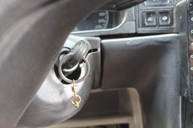 Used Volkswagen Jetta 2010 1.6L Partner Vehicle Key