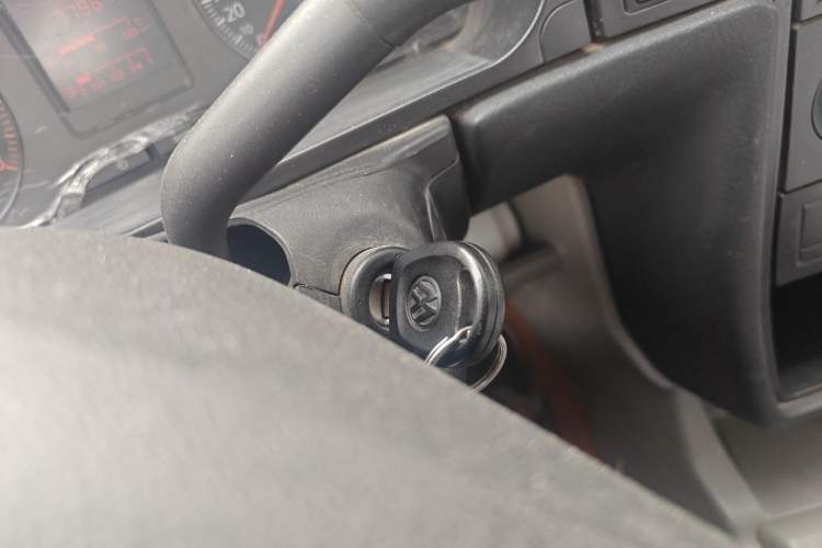 Used Volkswagen Jetta 2010 1.6L Partner Vehicle Key