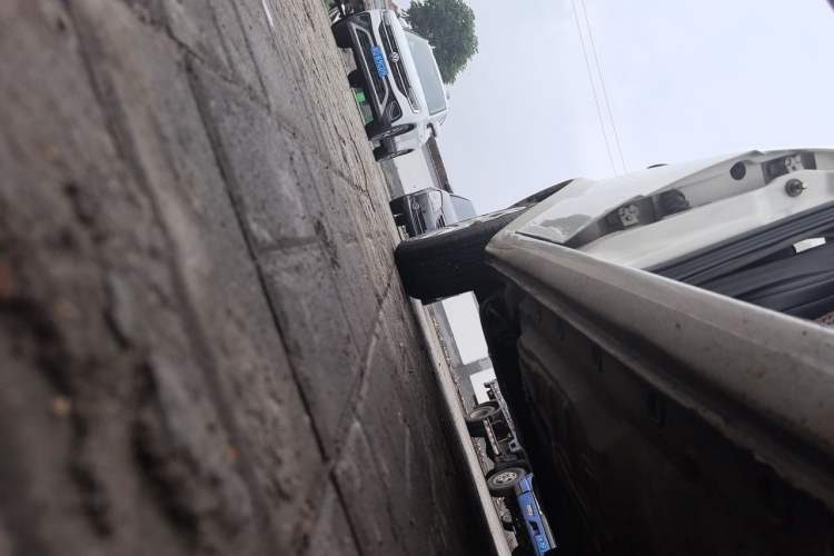 Used Volkswagen Jetta 2010 1.6L Partner Chassis Front Right