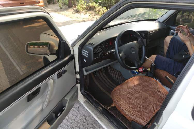 Used Volkswagen Jetta 2010 1.6L Partner Driver Seat