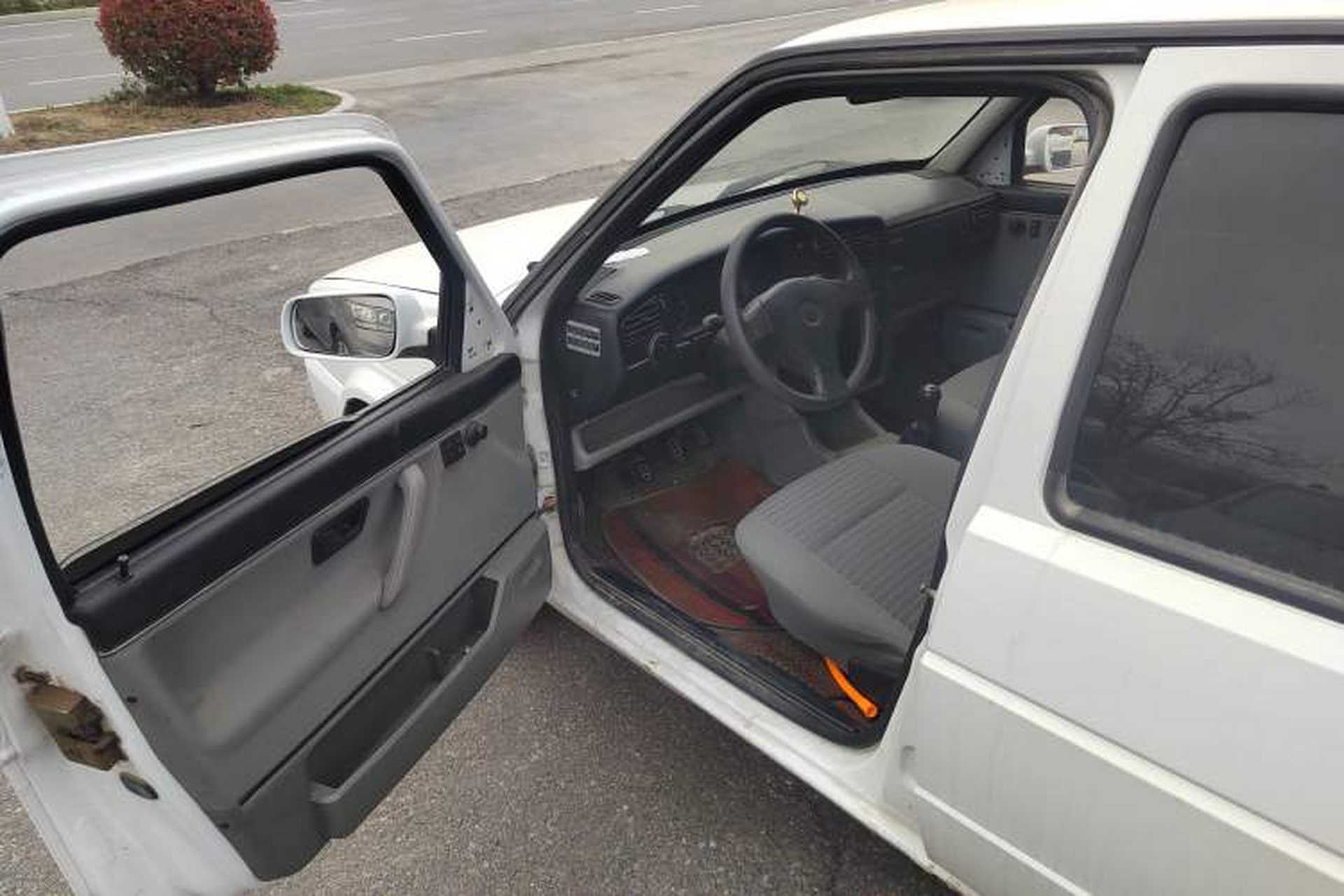 Used Volkswagen Jetta 2010 1.6L Partner Driver Seat