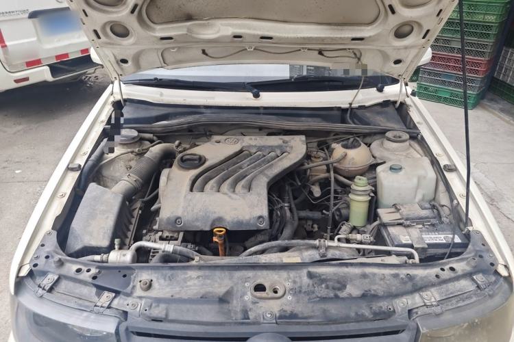 Used Volkswagen Jetta 2010 1.6L Partner Engine Bay