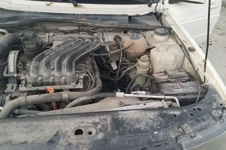 Used Volkswagen Jetta 2010 1.6L Vanguard Engine Bay Left