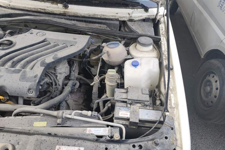 Used Volkswagen Jetta 2010 1.6L Partner Engine Bay Left