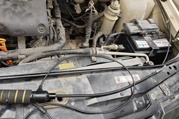 Used Volkswagen Jetta 2010 1.6L Partner Engine Bay Left