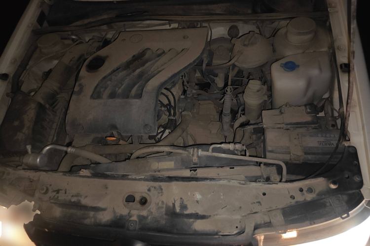 Used Volkswagen Jetta 2010 1.6L Partner Engine Bay