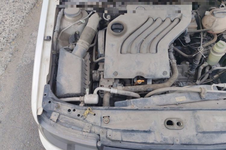 Used Volkswagen Jetta 2010 1.6L Partner Engine Bay Right