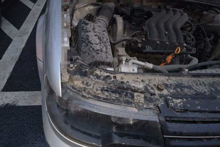 Used Volkswagen Jetta 2010 1.6L Vanguard Engine Bay Right