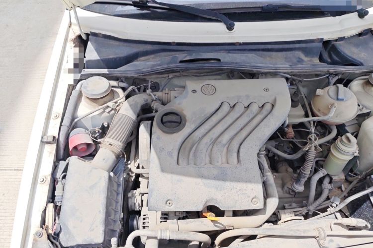 Used Volkswagen Jetta 2010 1.6L Partner Engine Bay Right