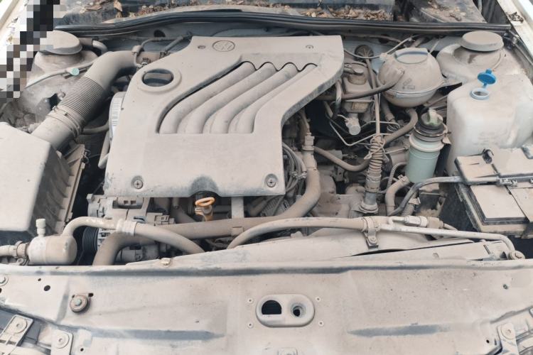 Used Volkswagen Jetta 2010 1.6L Partner Engine Bay