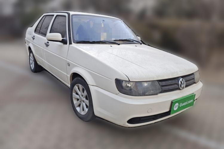 Used Volkswagen Jetta 2010 1.6L Partner Front Right 45 Deg