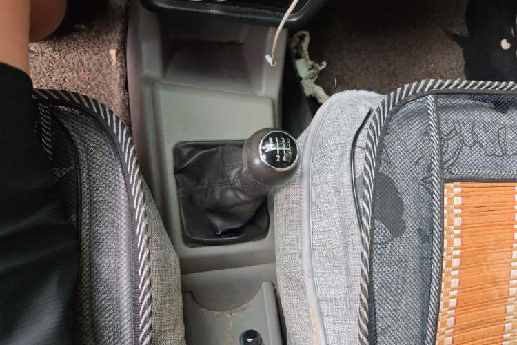 Used Volkswagen Jetta 2010 1.6L Partner Gear Lever