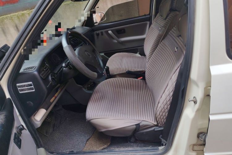 Used Volkswagen Jetta 2010 1.6L Partner Left Front Seat
