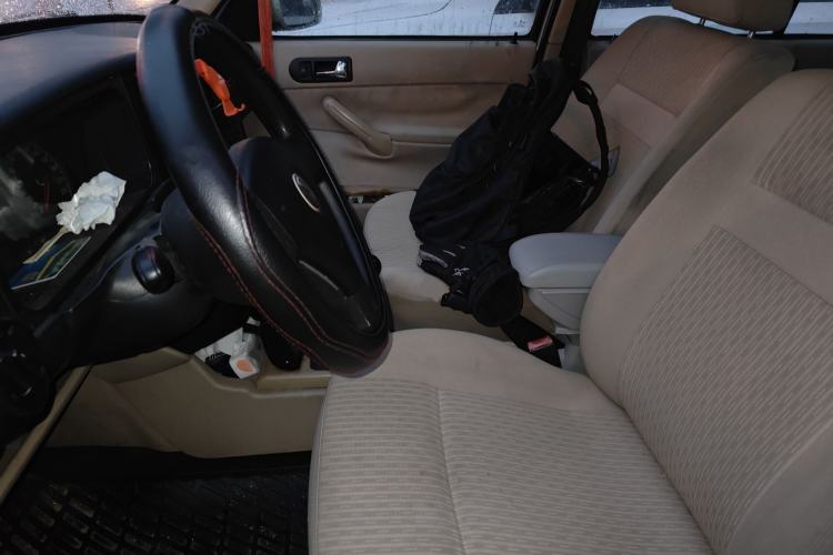 Used Volkswagen Jetta 2010 1.6L Vanguard Left Front Seat