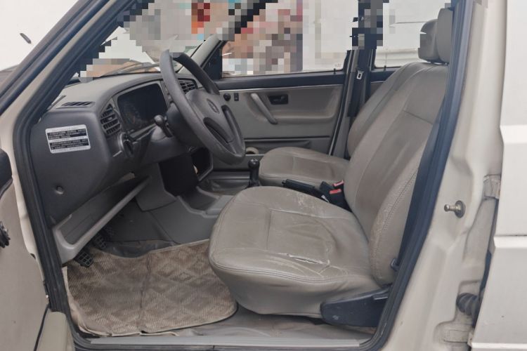 Used Volkswagen Jetta 2010 1.6L Partner Left Front Seat