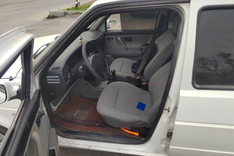 Used Volkswagen Jetta 2010 1.6L Partner Left Front Seat