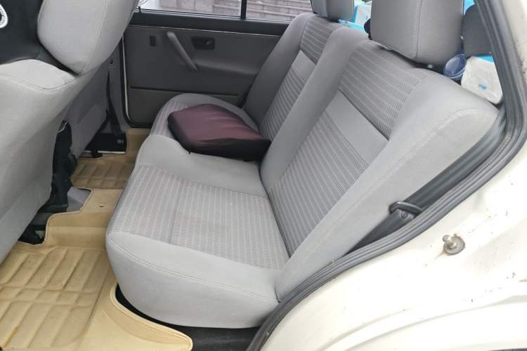 Used Volkswagen Jetta 2010 1.6L Partner Left Rear Seat