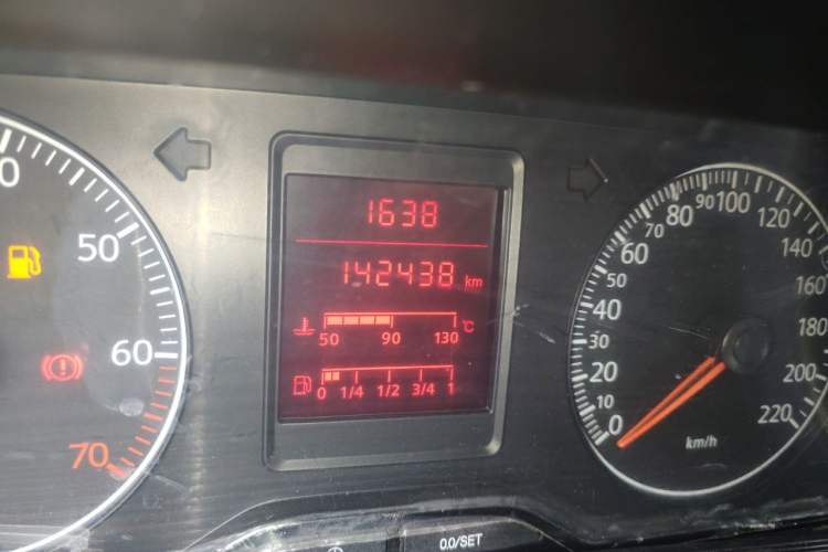 Used Volkswagen Jetta 2010 1.6L Partner Odometer Close Up