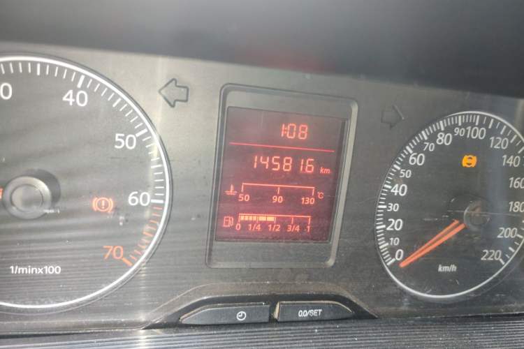 Used Volkswagen Jetta 2010 1.6L Partner Odometer Close Up