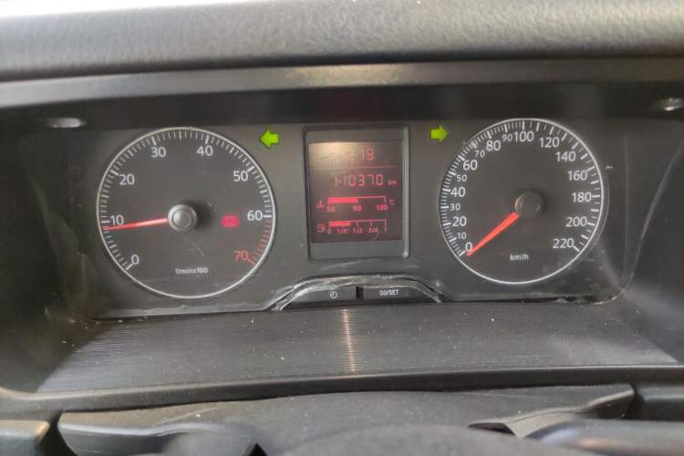 Used Volkswagen Jetta 2010 1.6L Partner Odometer Close Up