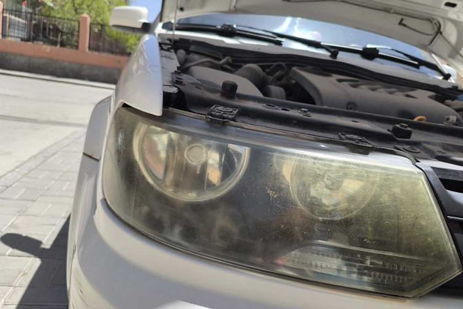 Used Volkswagen Jetta 2010 1.6L Partner Right Front Headlight