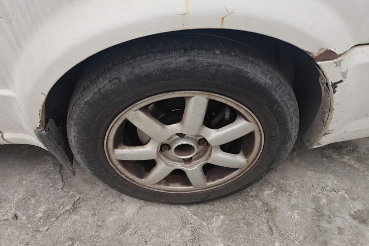 Used Volkswagen Jetta 2010 1.6L Partner Right Front Wheel Hub