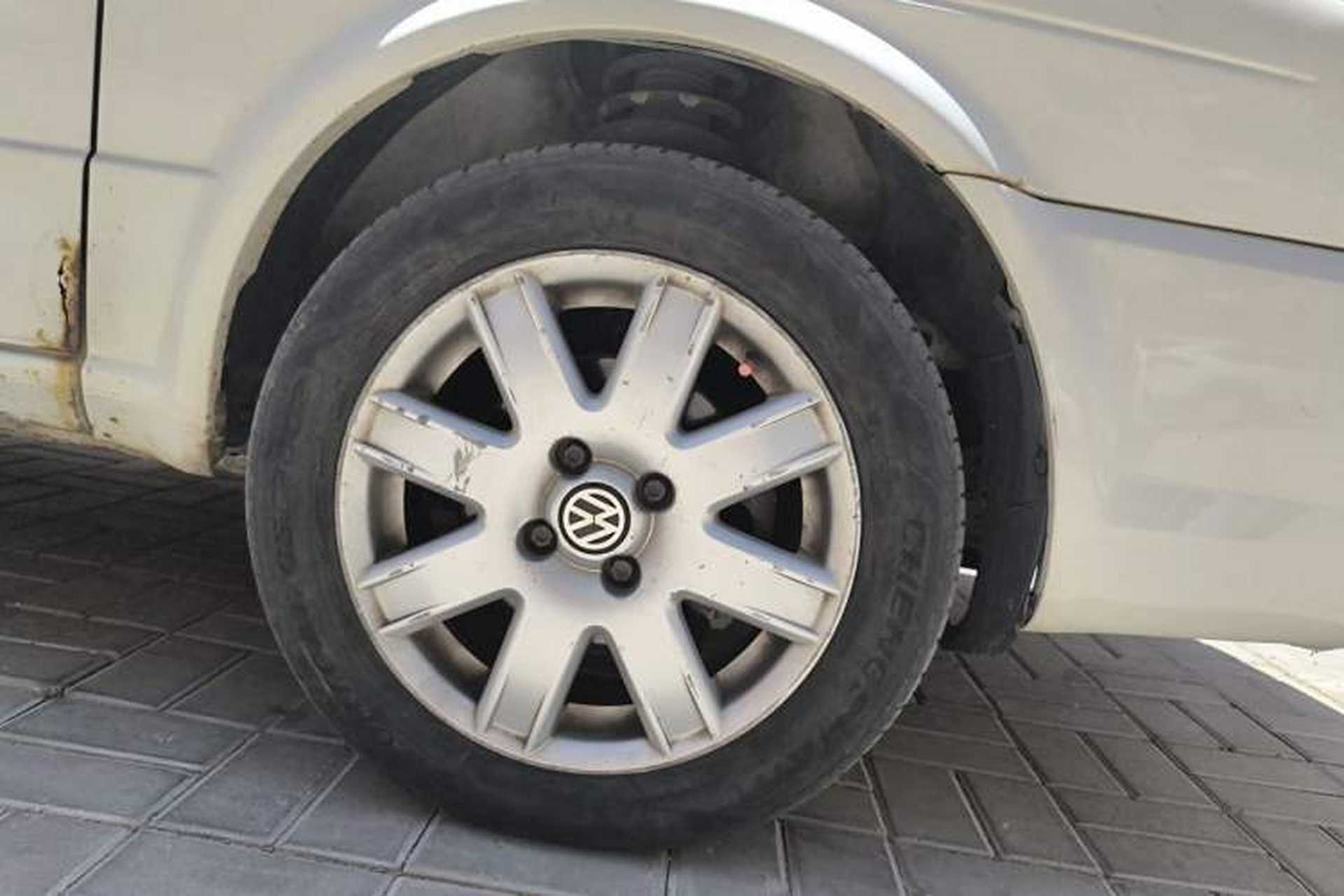 Used Volkswagen Jetta 2010 1.6L Partner Right Front Wheel Hub