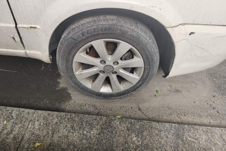Used Volkswagen Jetta 2010 1.6L Partner Right Front Wheel Hub