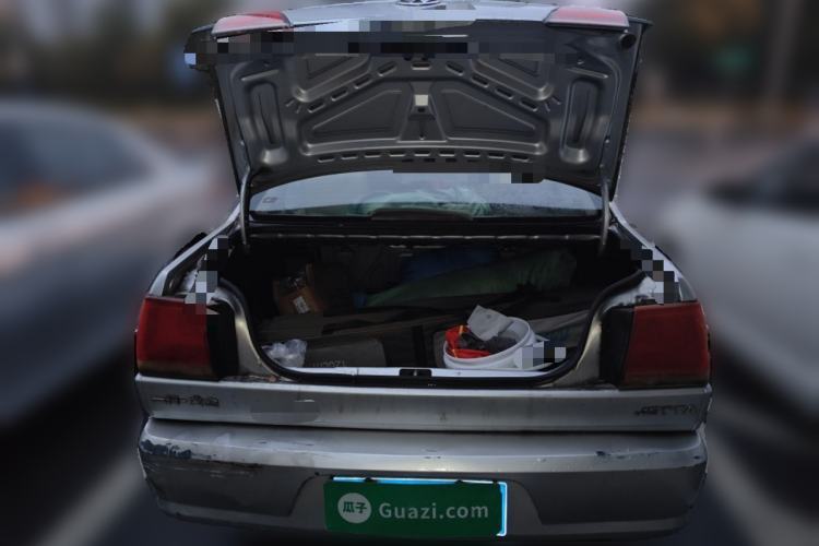 Used Volkswagen Jetta 2010 1.6L Vanguard Trunk