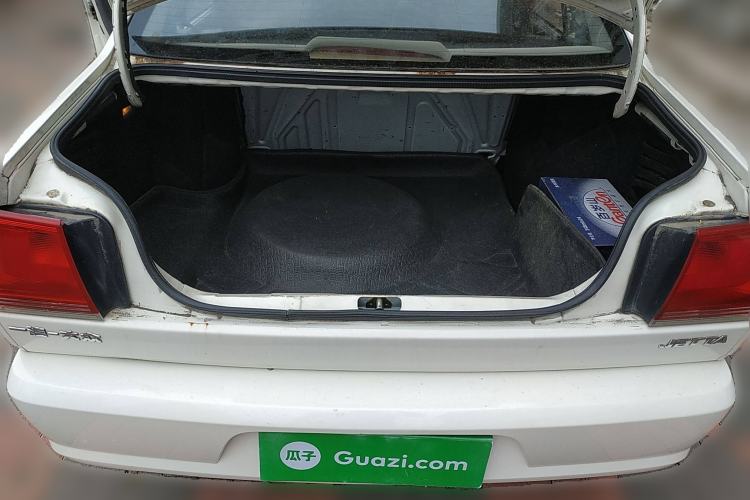 Used Volkswagen Jetta 2010 1.6L Partner Trunk