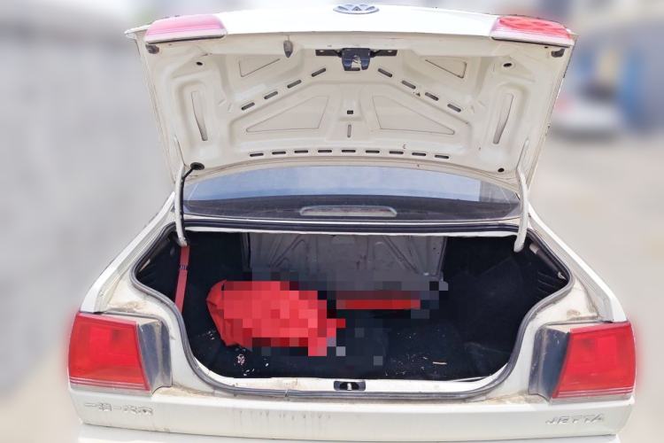 Used Volkswagen Jetta 2010 1.6L Partner Trunk