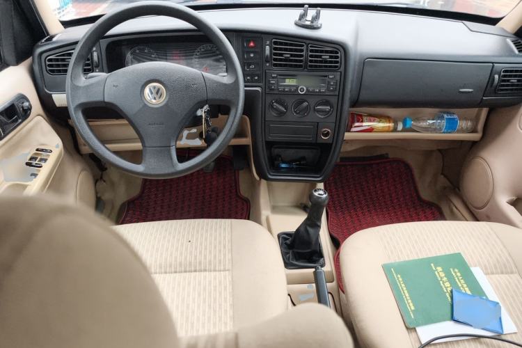 Used Volkswagen Jetta 2012 1.6L Commemorative Edition Center Console