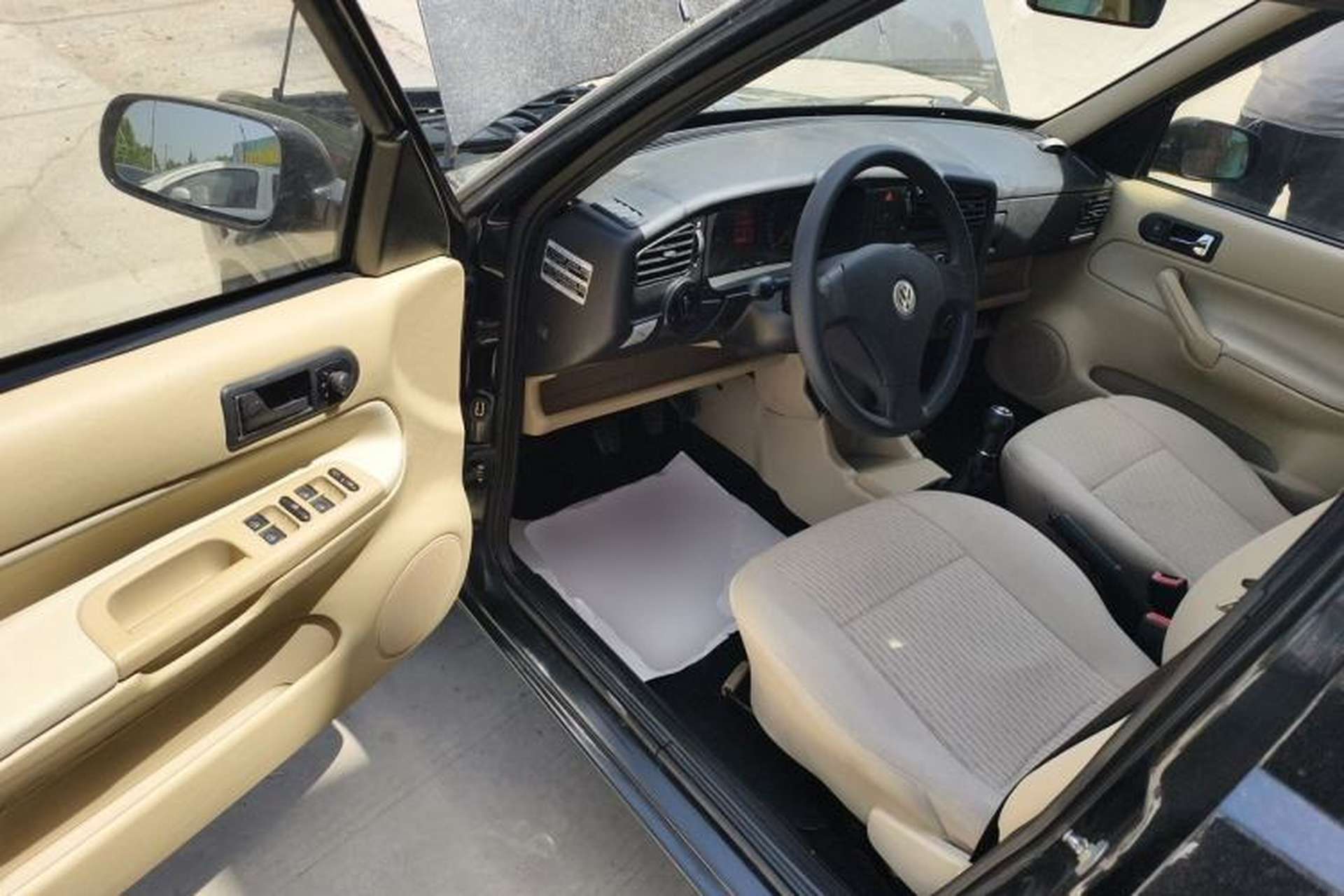 Used Volkswagen Jetta 2012 1.6L Collector's Edition Driver Seat