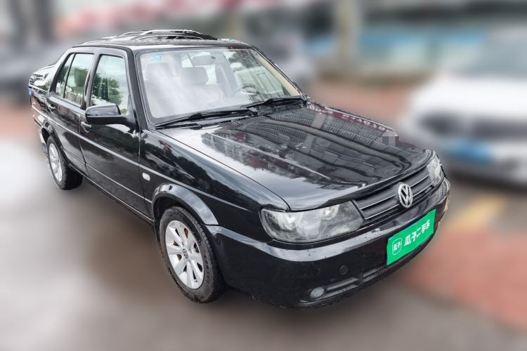 Used Volkswagen Jetta 2012 1.6L Commemorative Edition Front Right 45 Deg